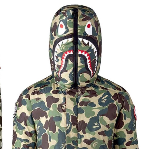 BAPE x CANADA GOOSE x CONCEPTS Crofton Shark Hoodie Red/ABC Camo - Picture 7 of 17